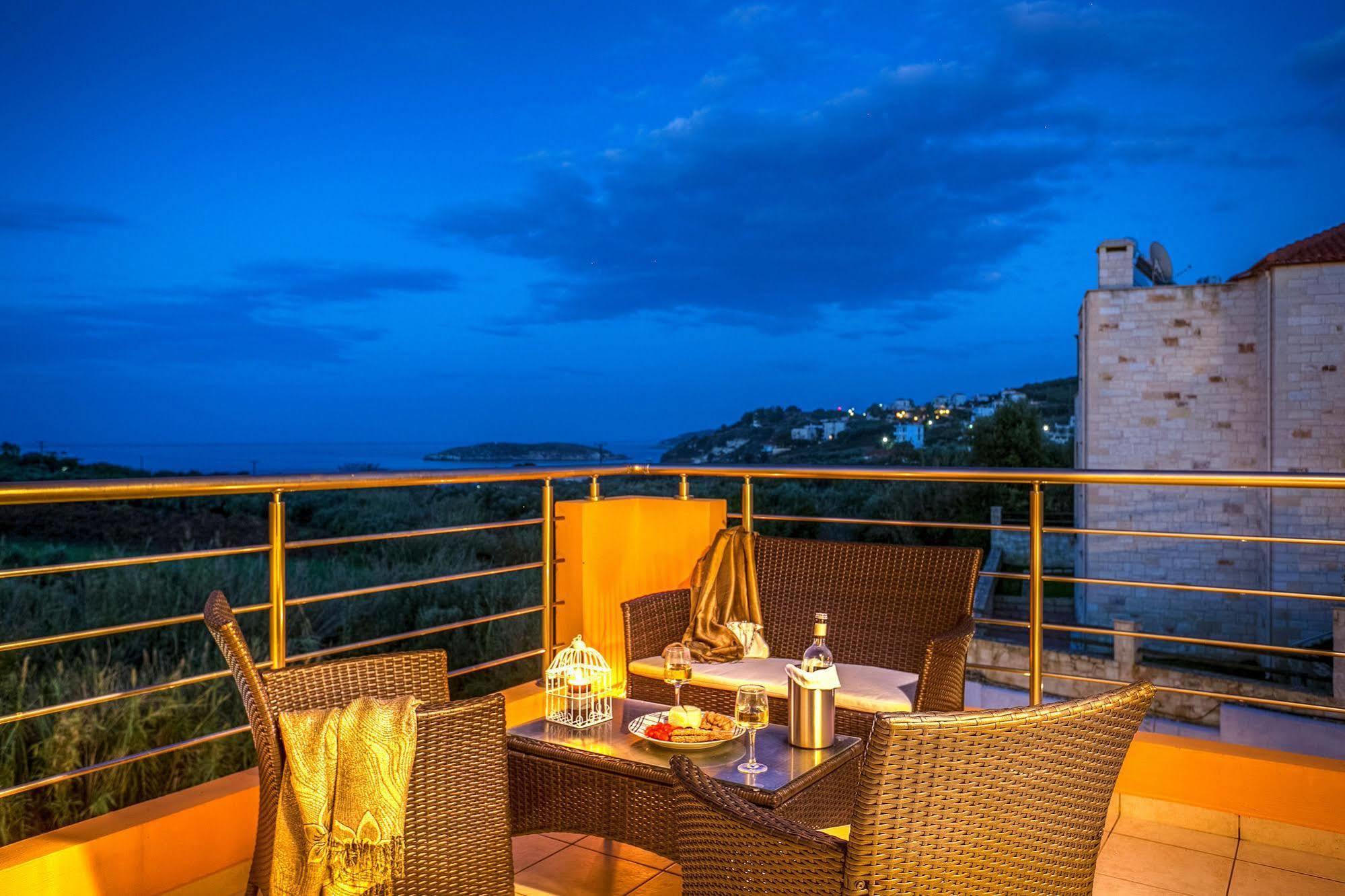 Cyan Icons Villas Tsivarás Dış mekan fotoğraf