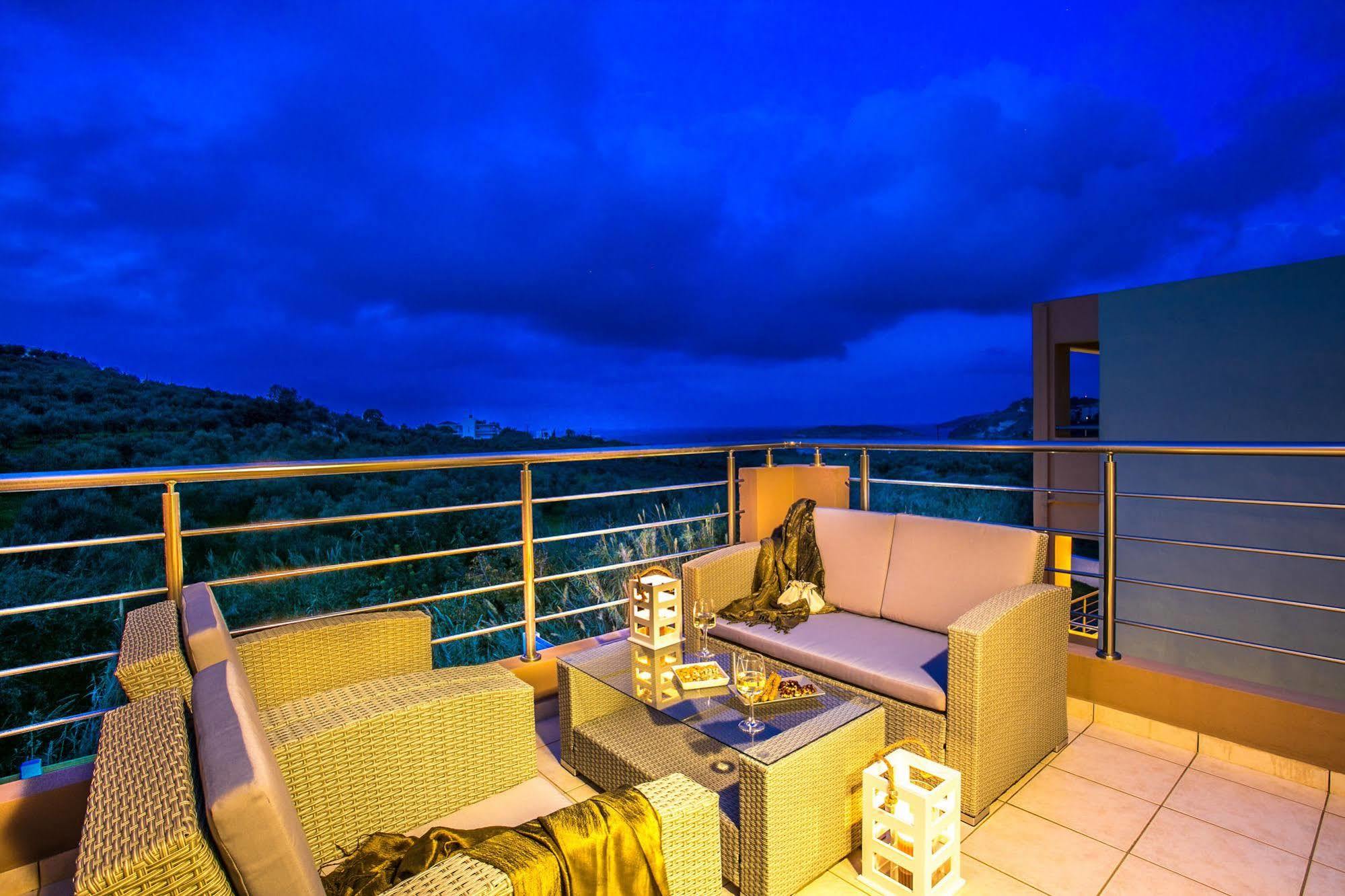 Cyan Icons Villas Tsivarás Dış mekan fotoğraf