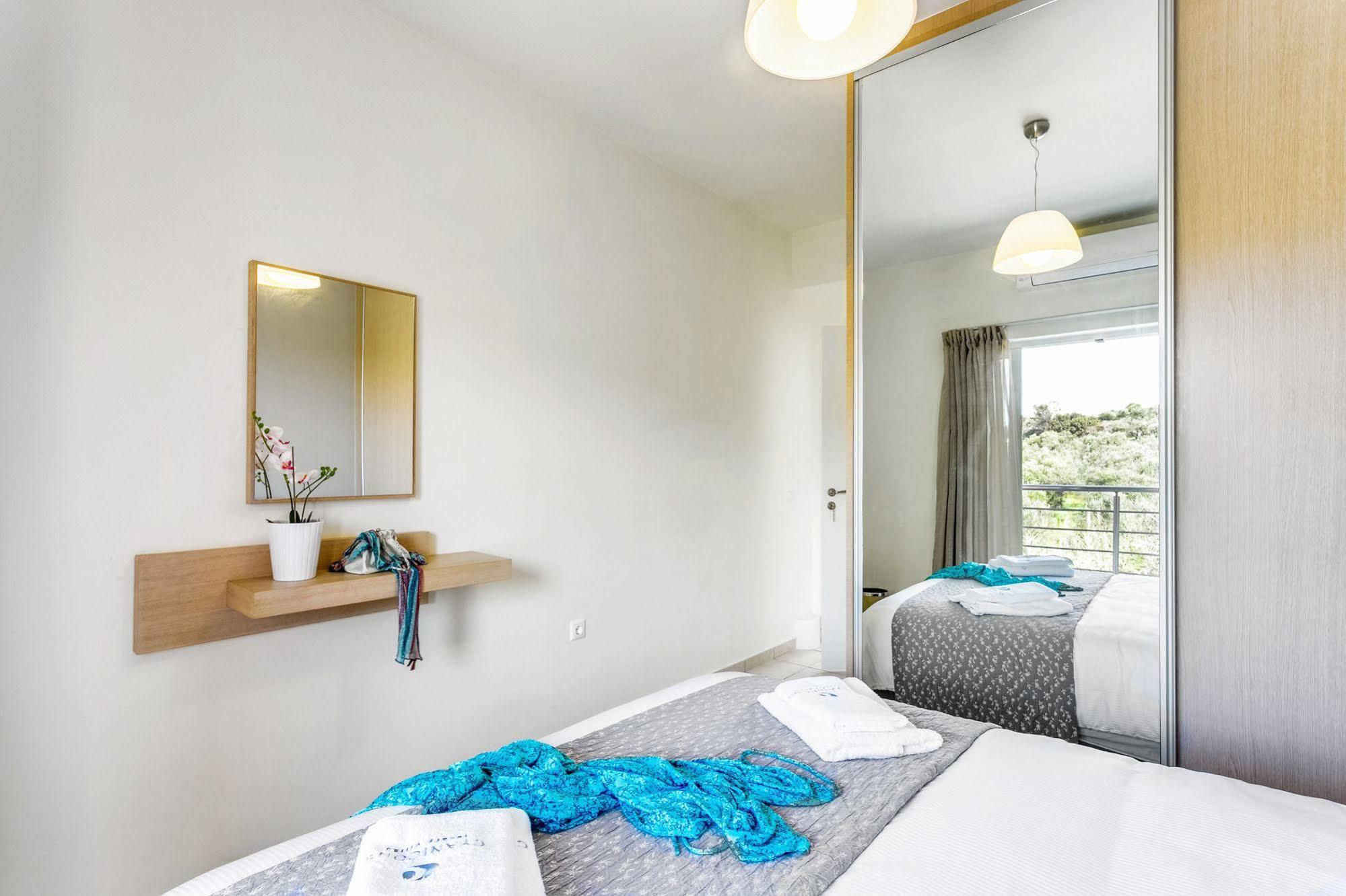 Cyan Icons Villas Tsivarás Dış mekan fotoğraf